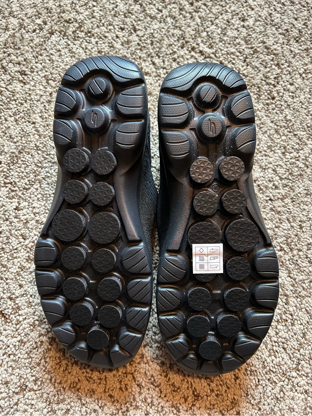 Skechers GoWalk 6 triple black hands free with hyper pillars women's size 9 Wide - Picture 9 of 9